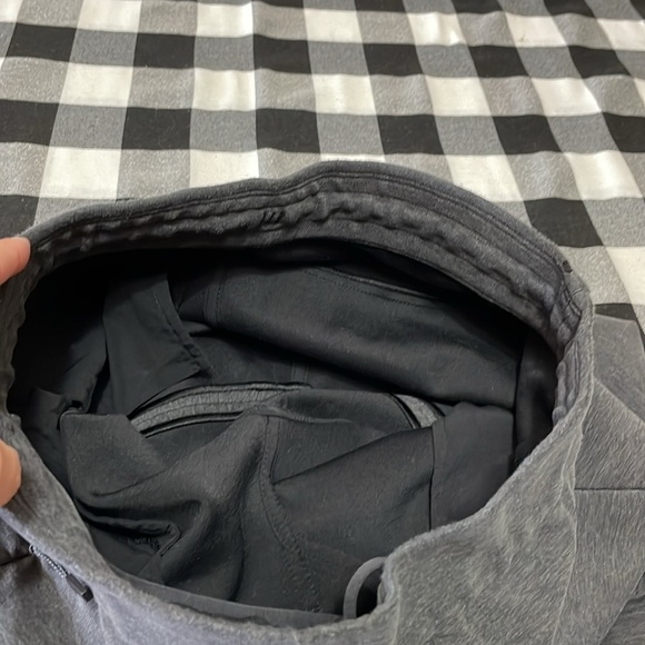 Lululemon Sweatpants Joggers Men's Size Small Zip Pockets Gray Drawstring - Picture 6 of 16
